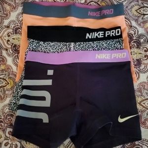 Nike Pro